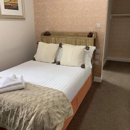 No. 1 Charlotte Street Hotel Порт Елън Екстериор снимка