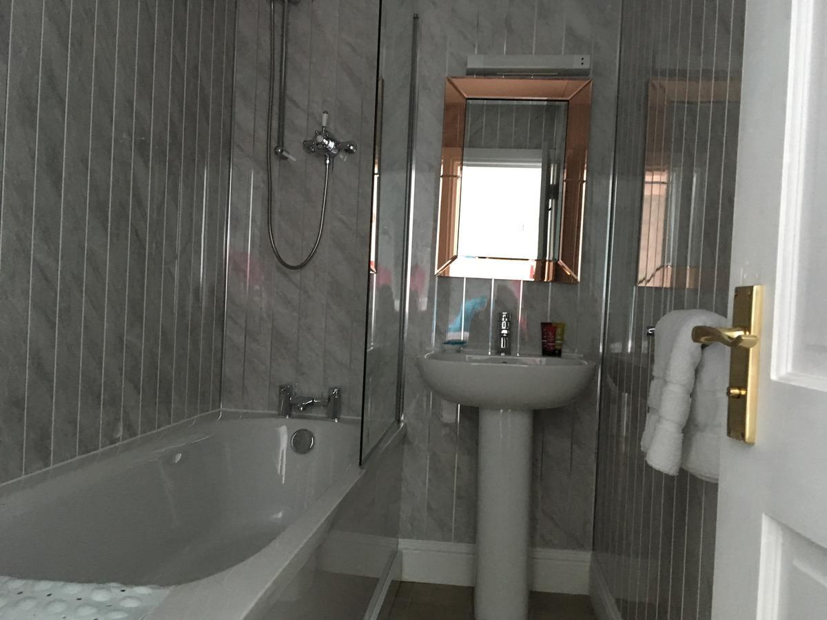 No. 1 Charlotte Street Hotel Порт Елън Екстериор снимка